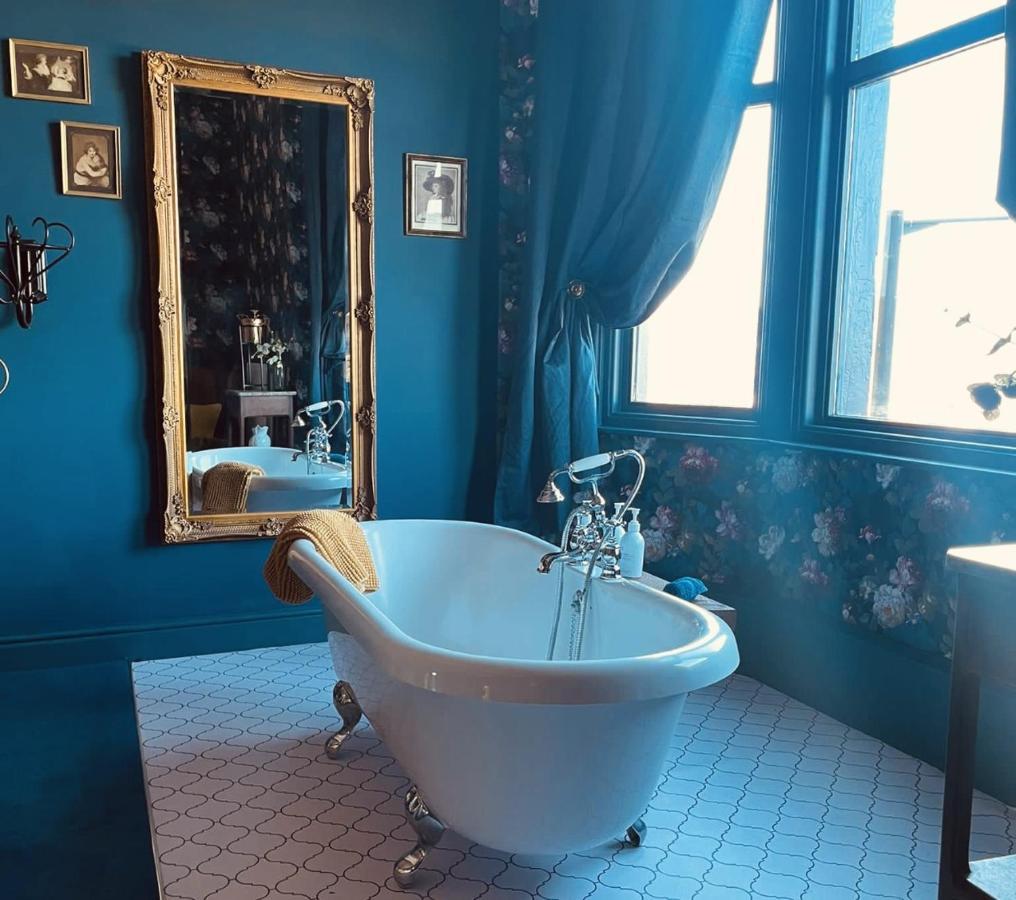 Mollys Boutique Hotel 일클리 외부 사진