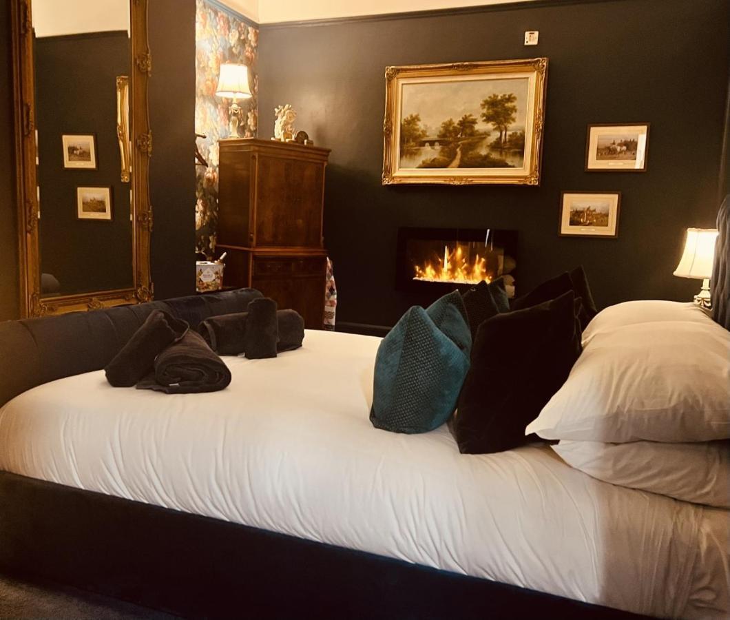 Mollys Boutique Hotel 일클리 외부 사진